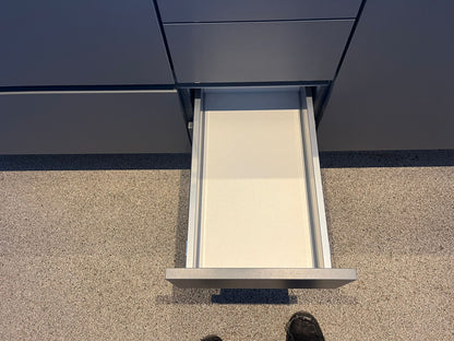 02288 - Grijze schiereiland keuken