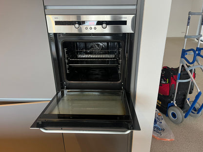 02288 - Grijze schiereiland keuken