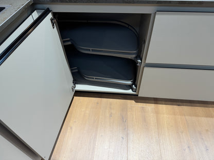 33983 - Grey island kitchen from Rotpunkt with Dekton top 