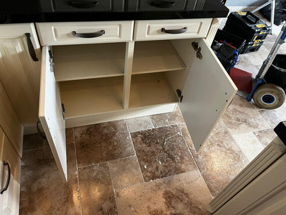 28280 - White country island kitchen with stone top 