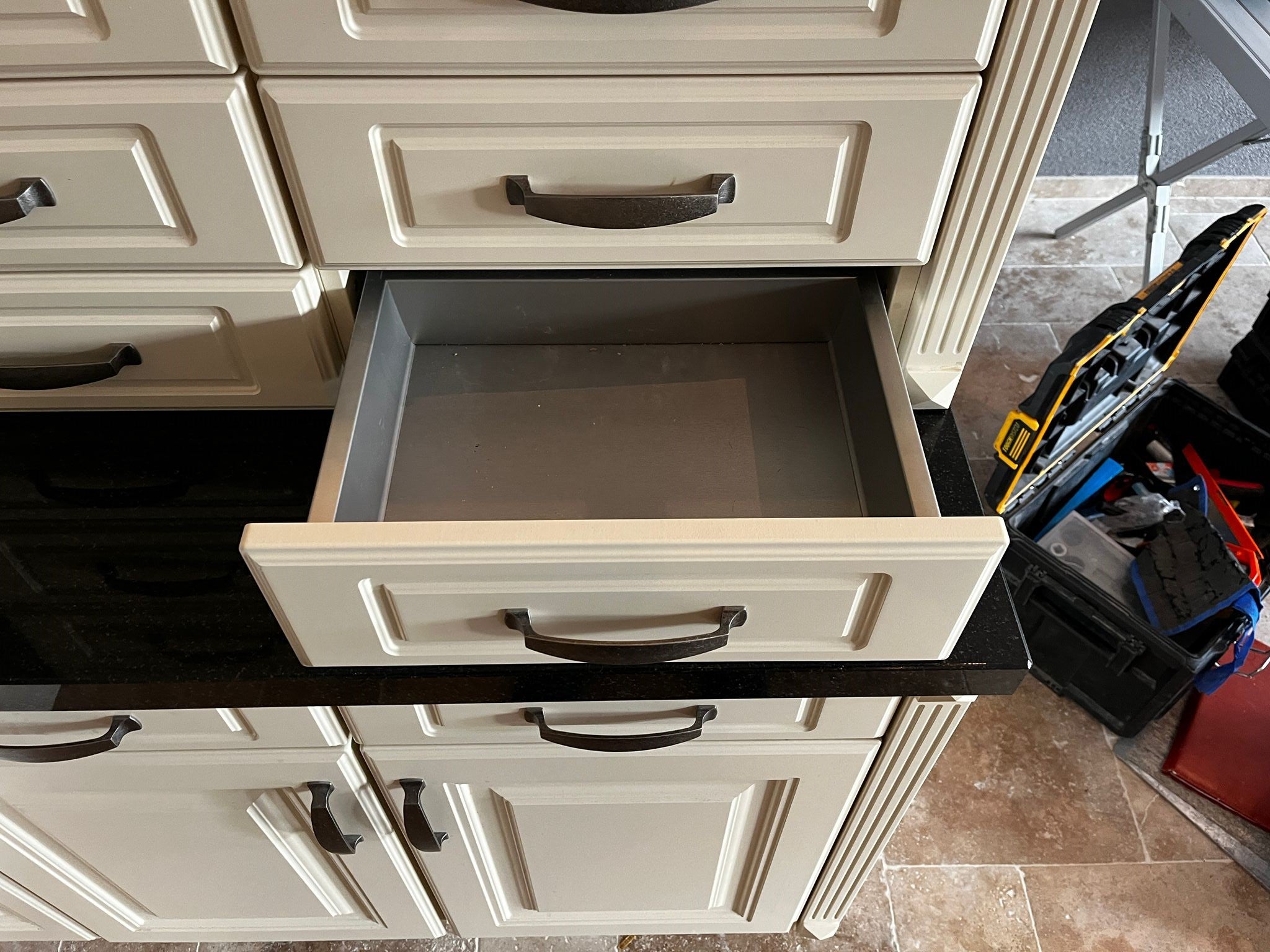 28280 - White country island kitchen with stone top 