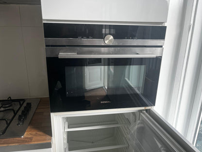 00157 - Nobilia hoogglans witte hoekkeuken