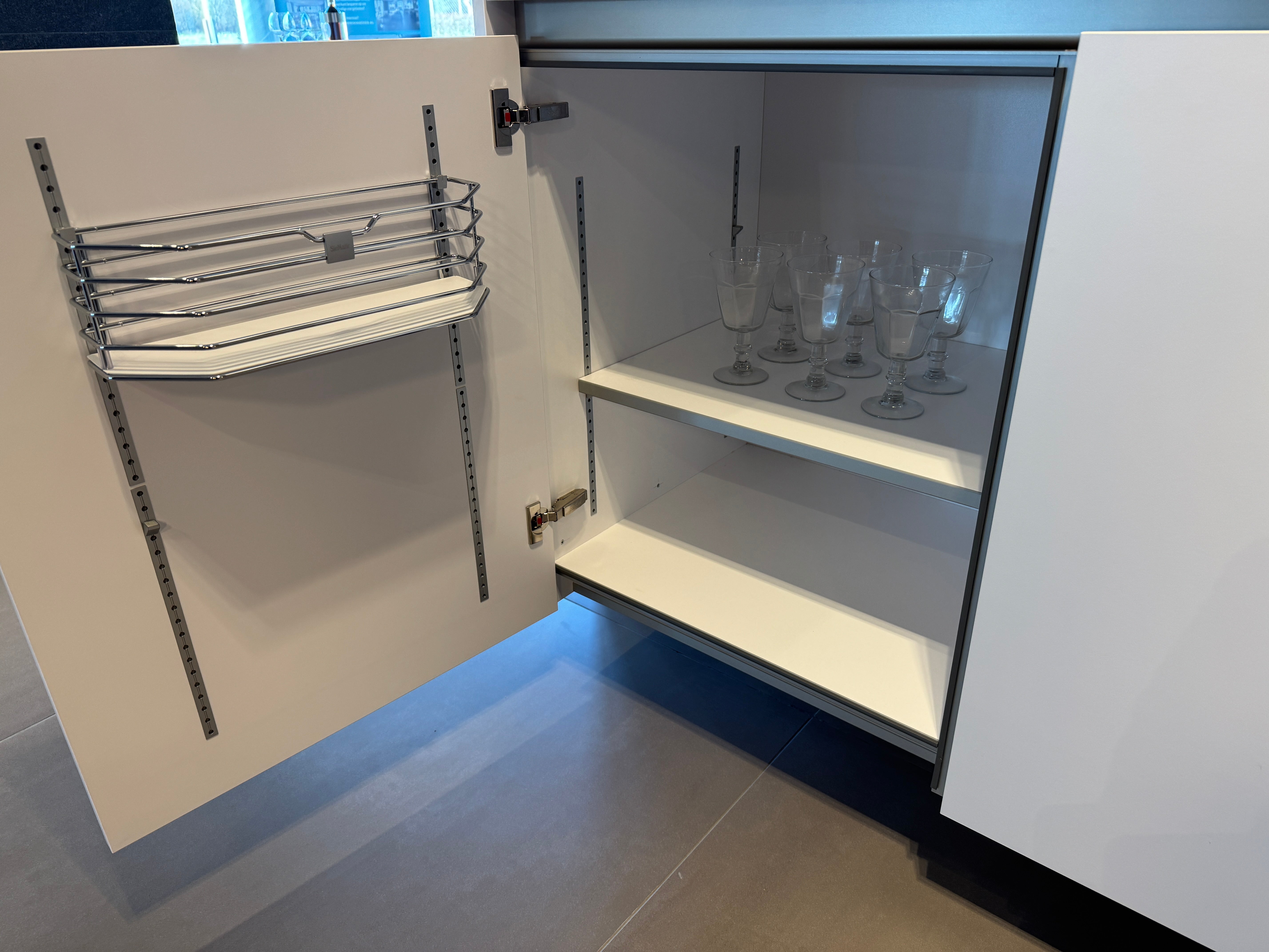 00786 - Moderne Siematic keuken