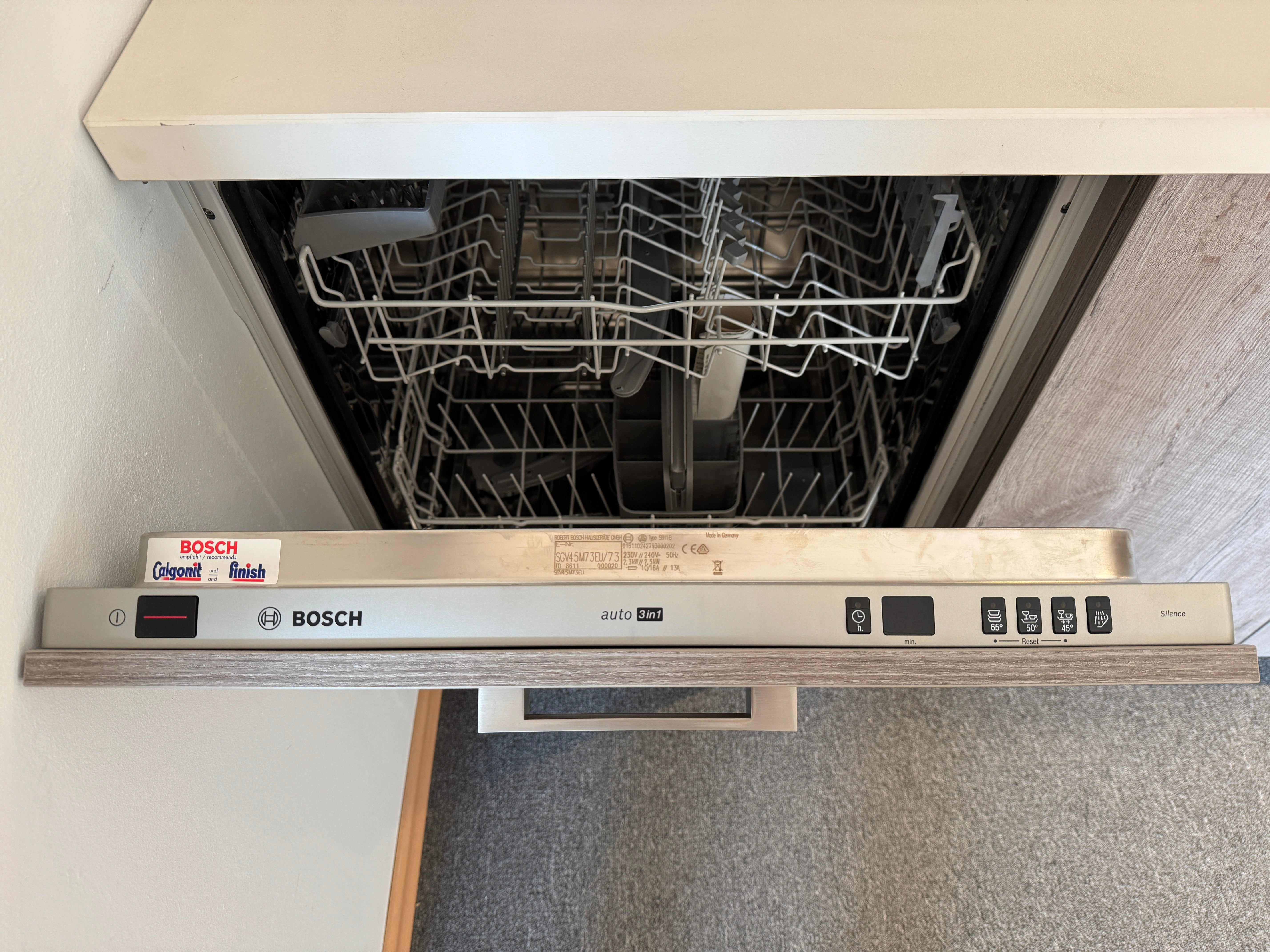 01089 - Moderne houtlook keuken