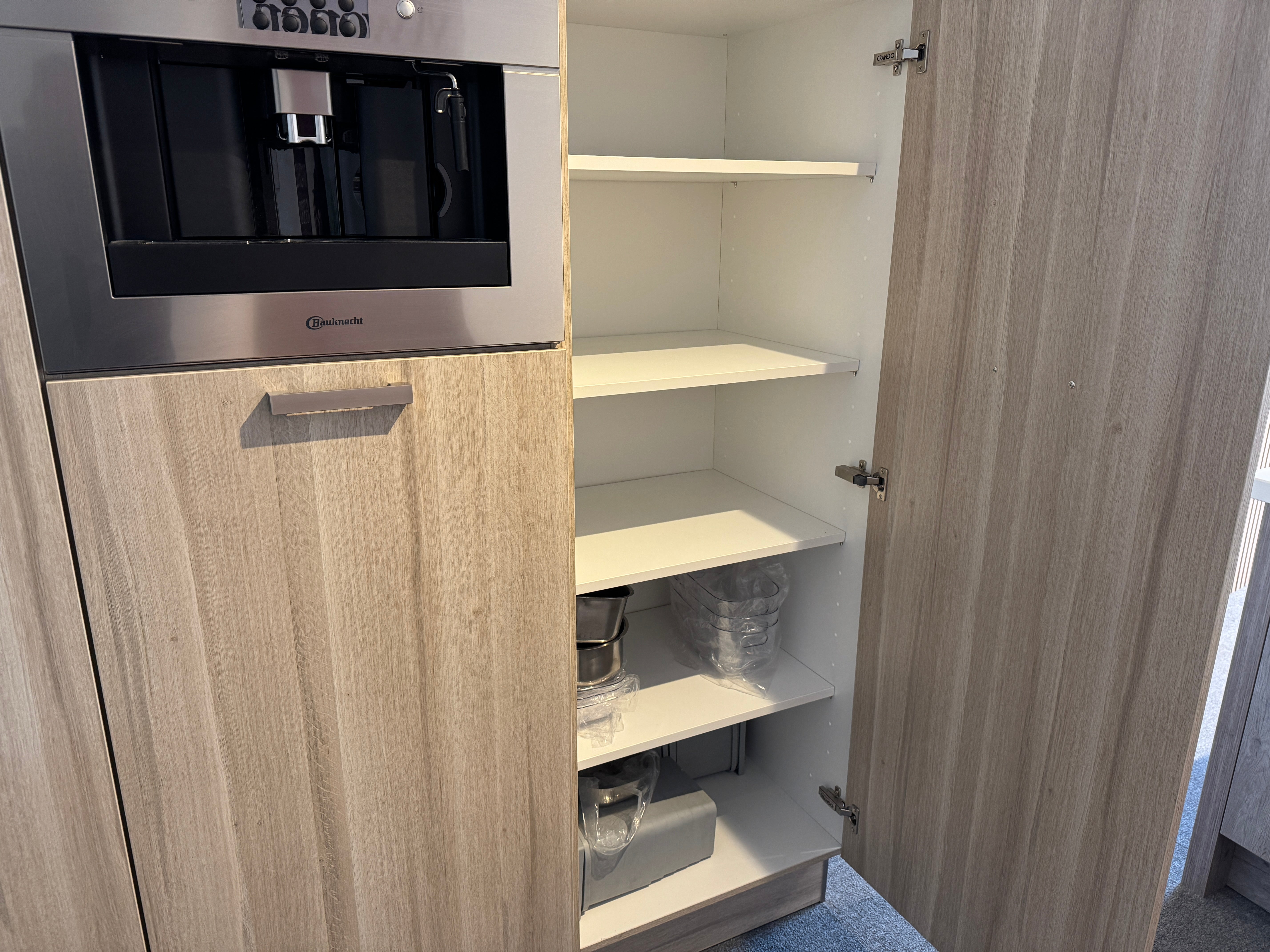 01089 - Moderne houtlook keuken