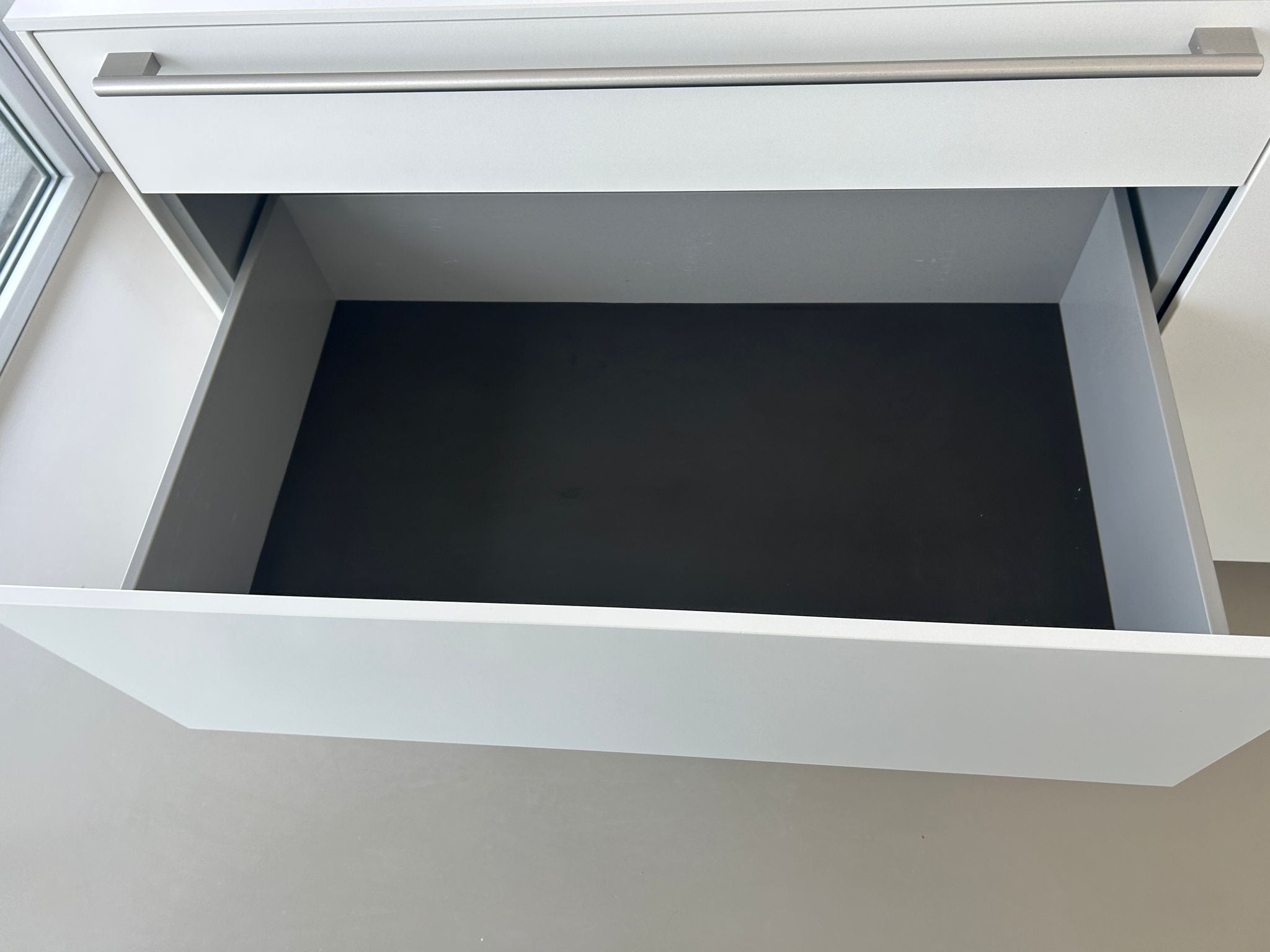 01221 - Witte eilandkeuken