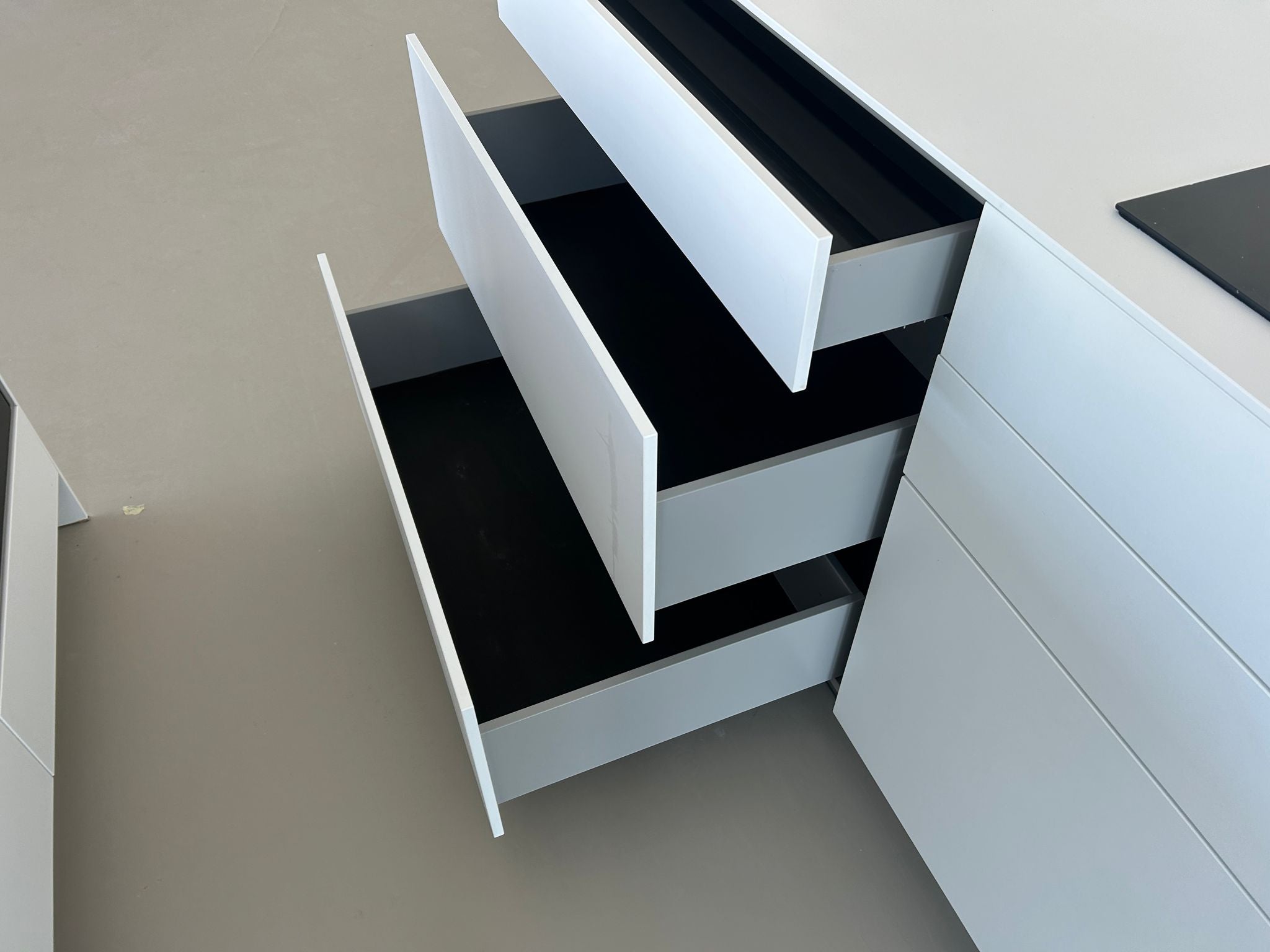 01221 - Witte eilandkeuken