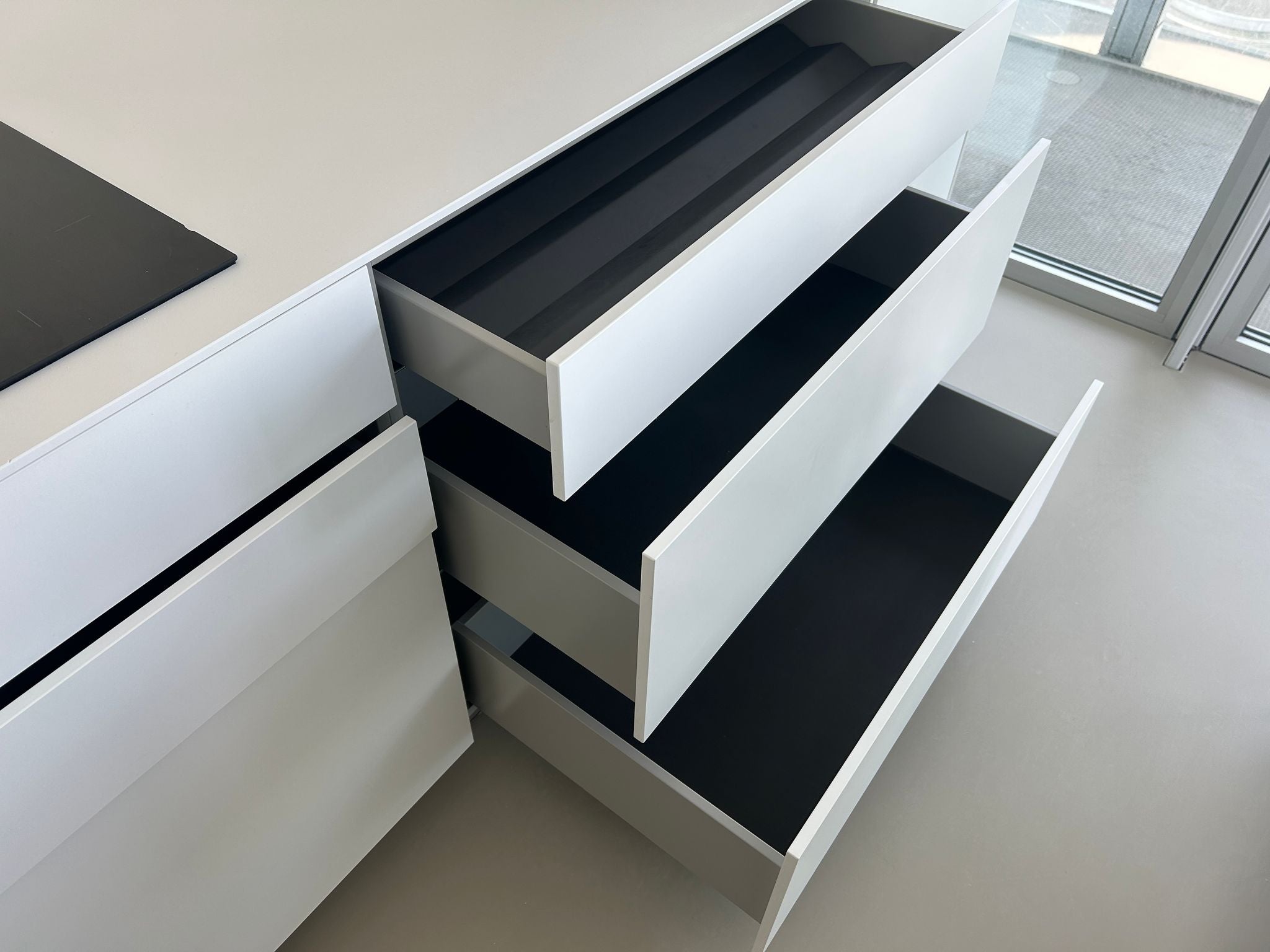 01221 - Witte eilandkeuken