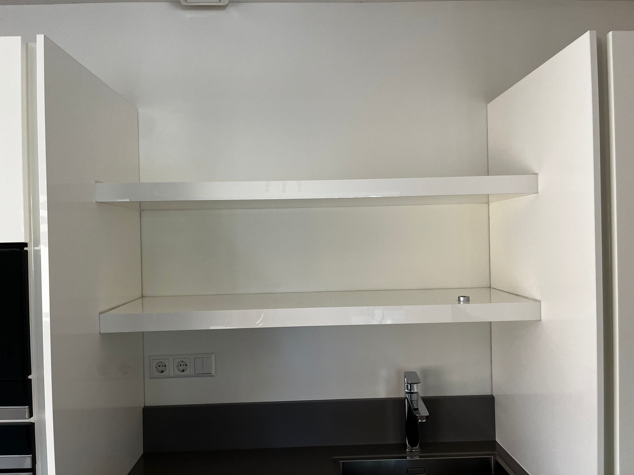 00626 - Witte schiereiland keuken