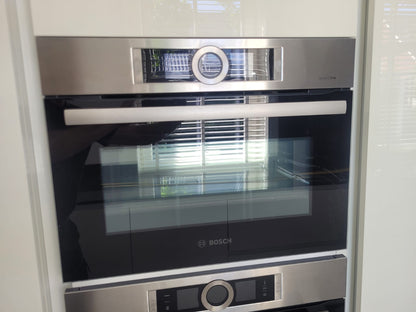 00939 - Witte U-keuken