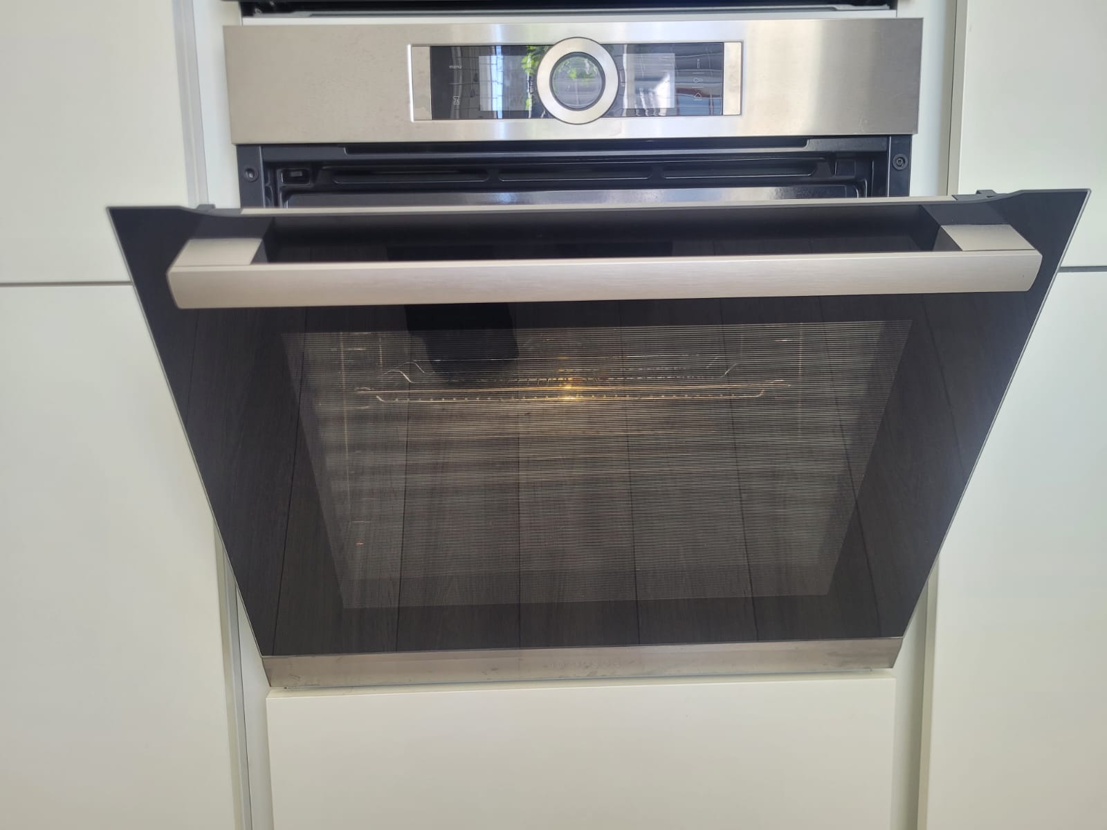 00939 - Witte U-keuken