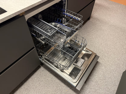 02018 - Moderne eilandkeuken