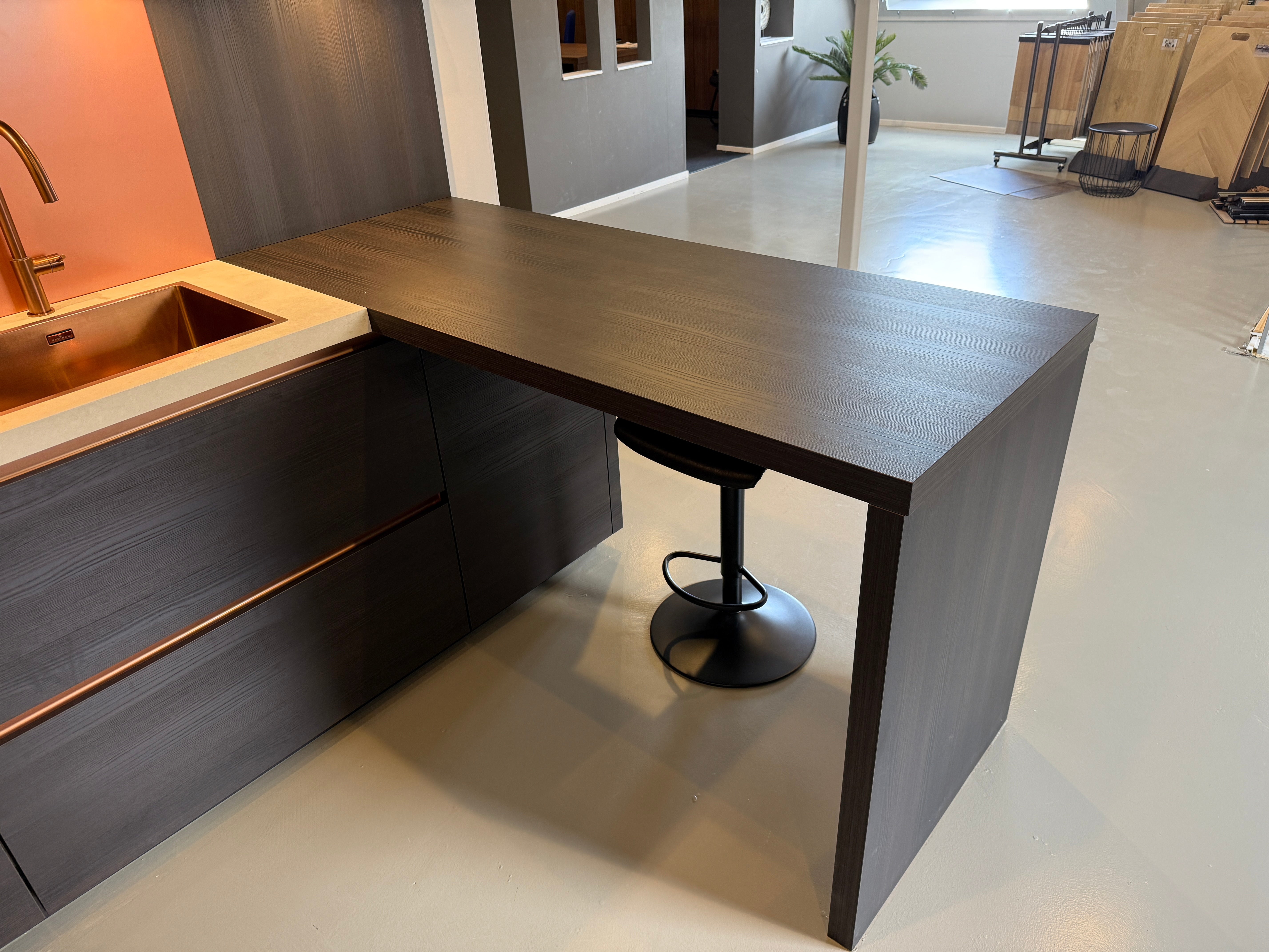 01435 - Keller moderne keuken