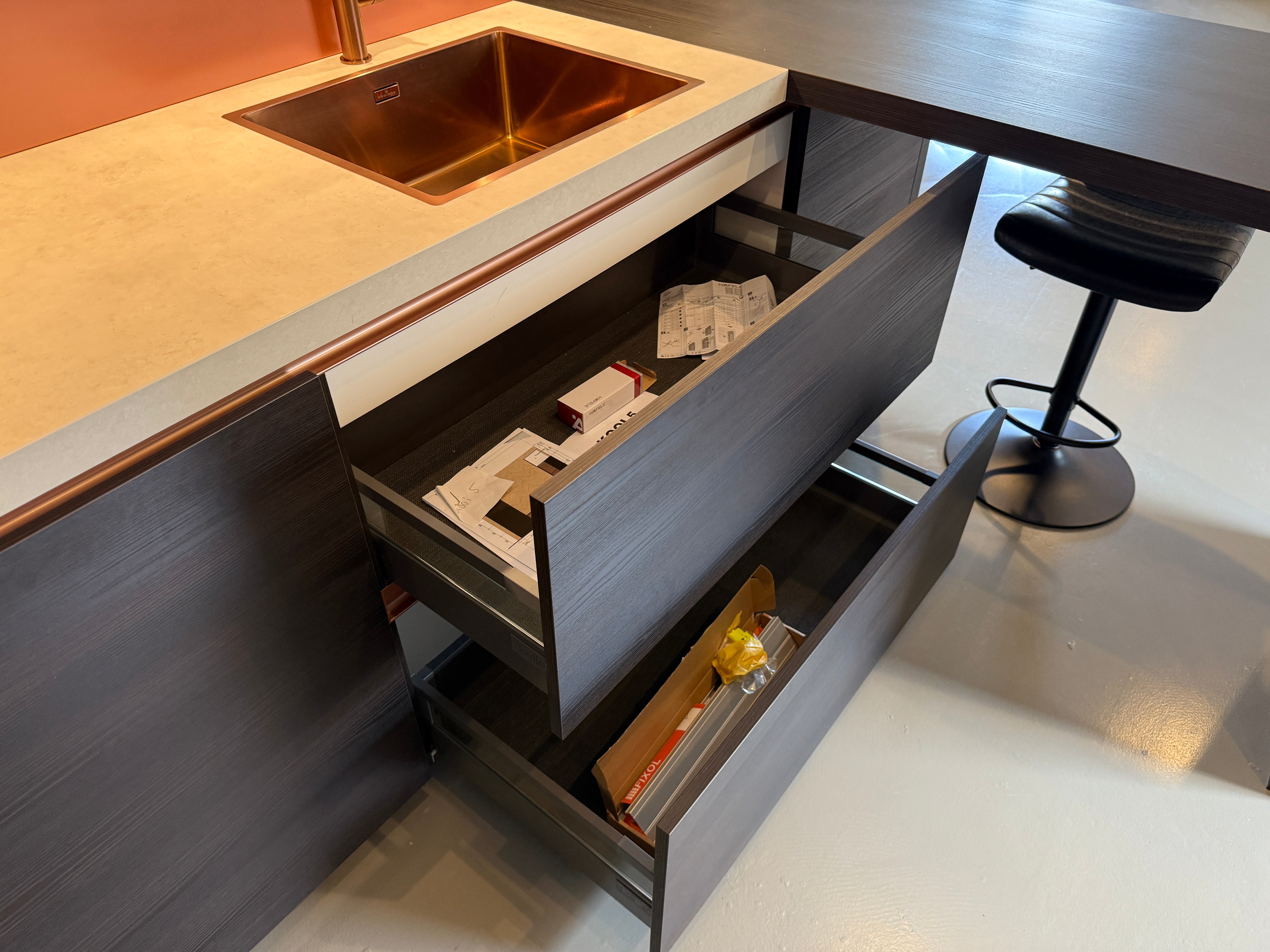 01435 - Keller moderne keuken