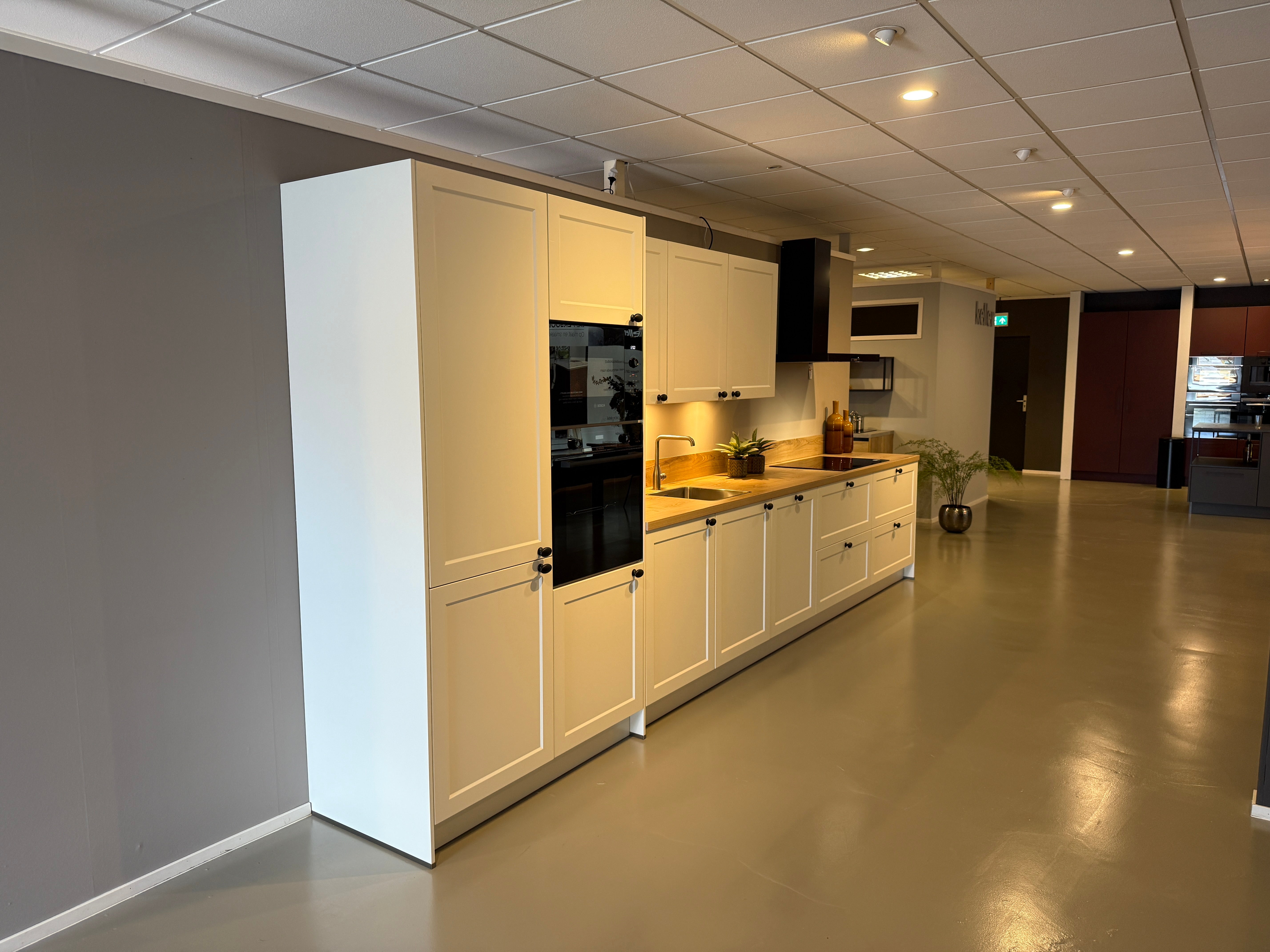 01456 - Keller rechte keuken