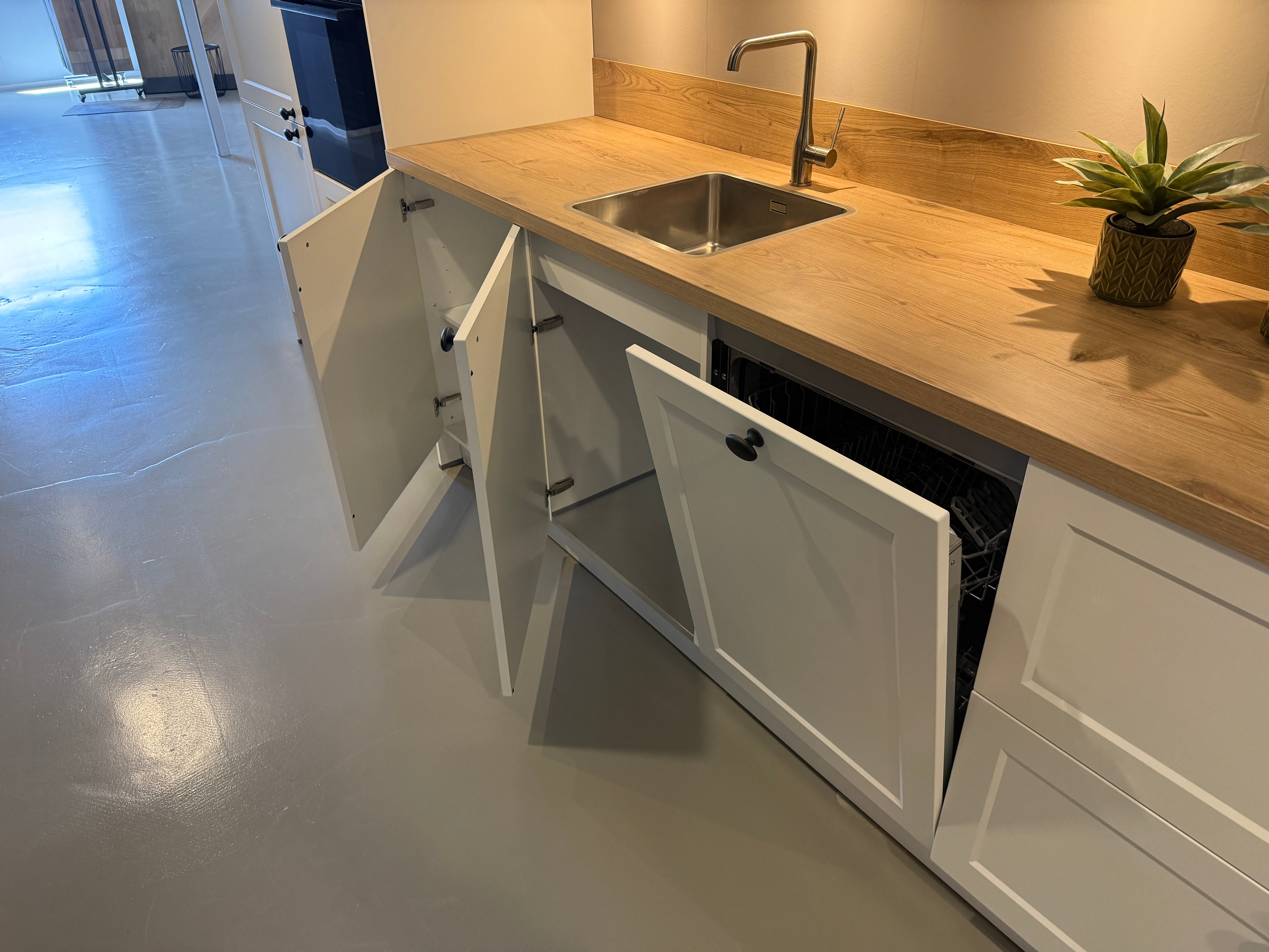 01456 - Keller rechte keuken
