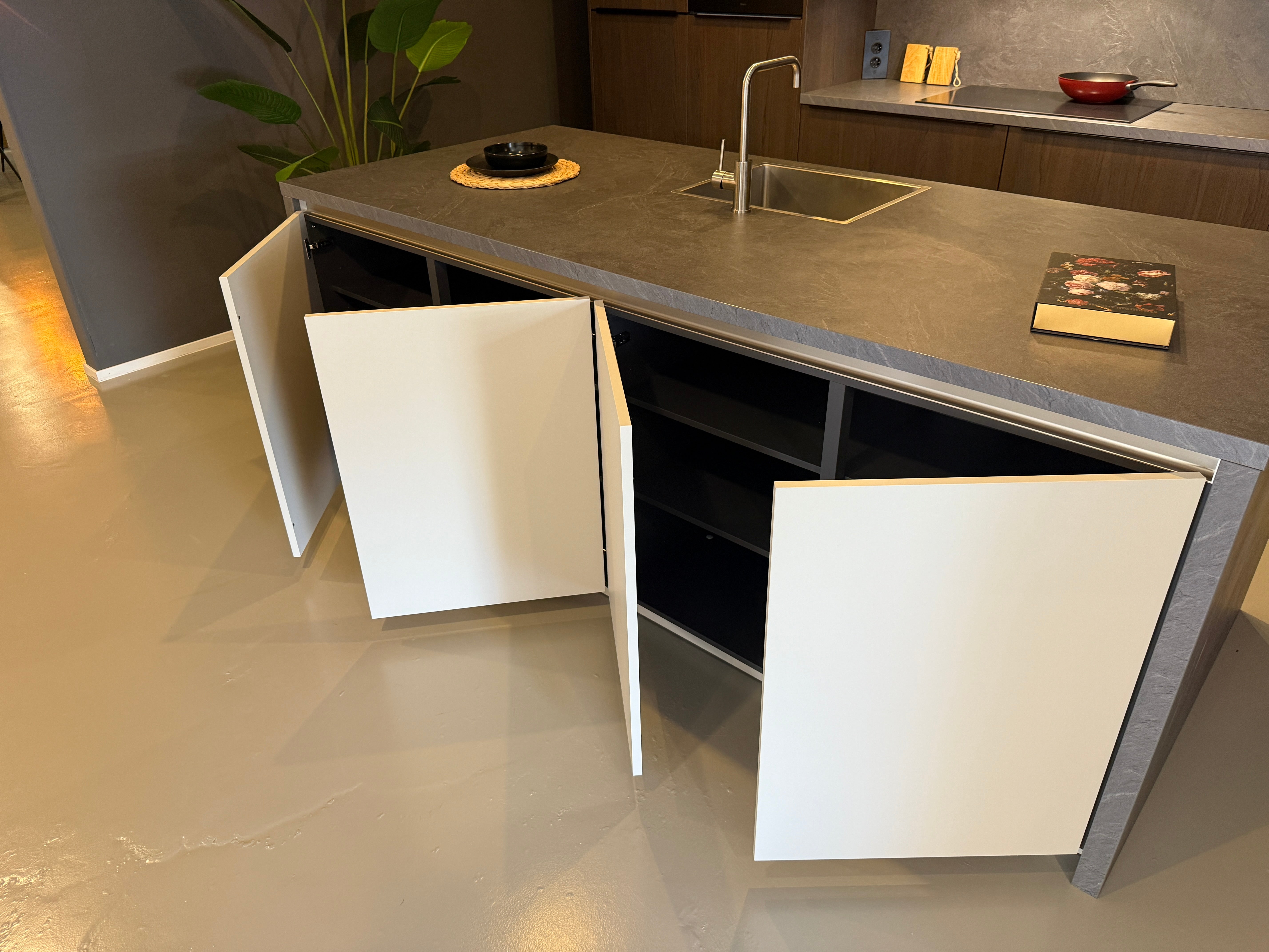 01458 - Keller eilandkeuken