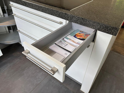 01264 - Witte schiereiland keuken