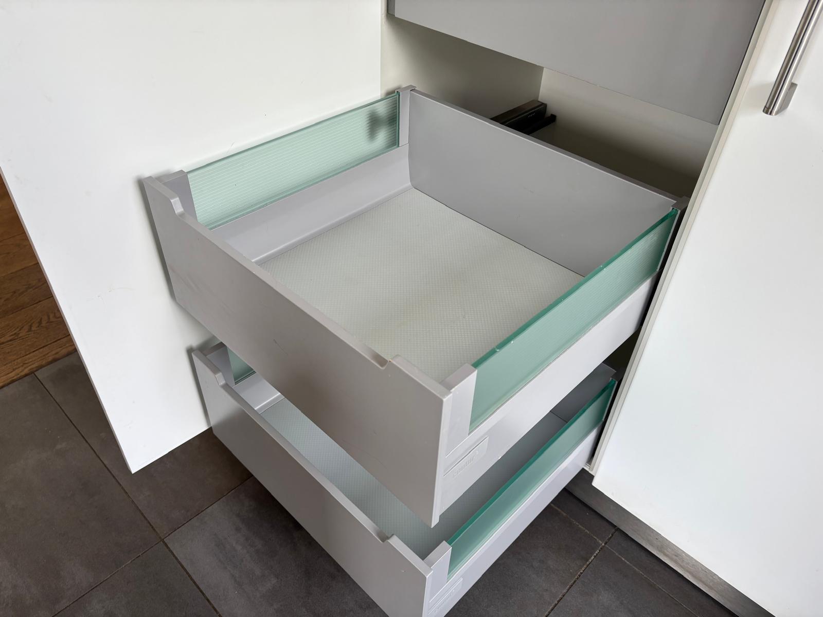 01264 - Witte schiereiland keuken