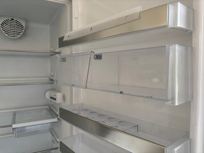 01264 - Witte schiereiland keuken