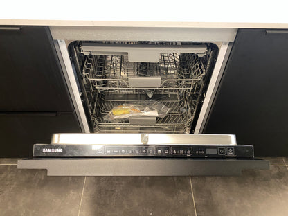 01835 - Rechte matzwarte keuken
