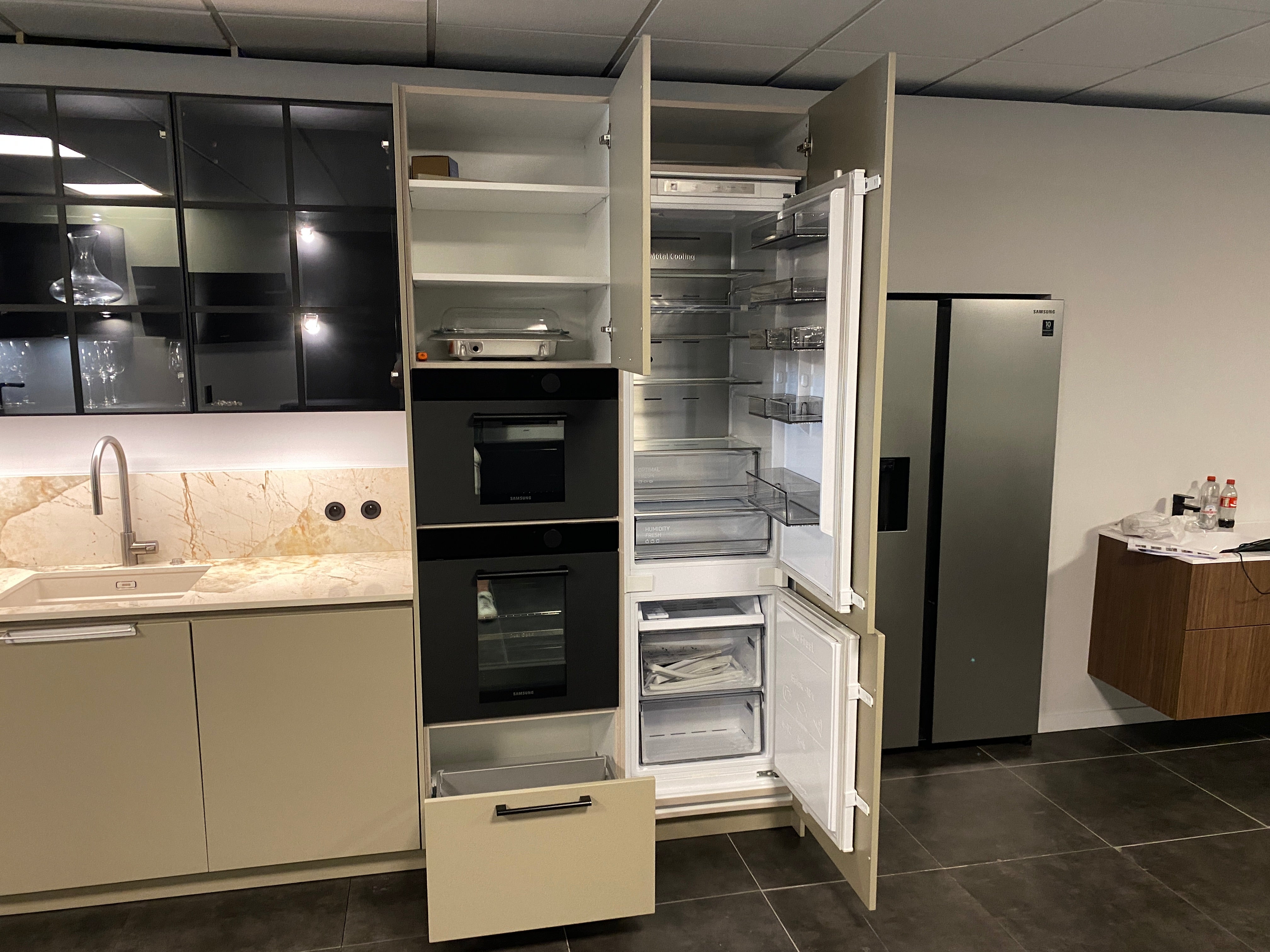 01839 - Marmerlook hoekkeuken