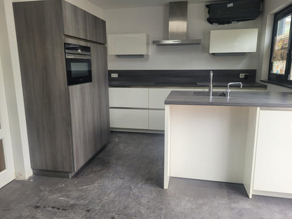 01486 - Moderne schiereiland keuken