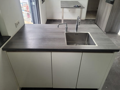 01486 - Moderne schiereiland keuken