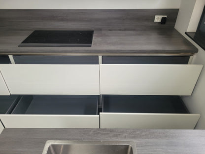 01486 - Moderne schiereiland keuken