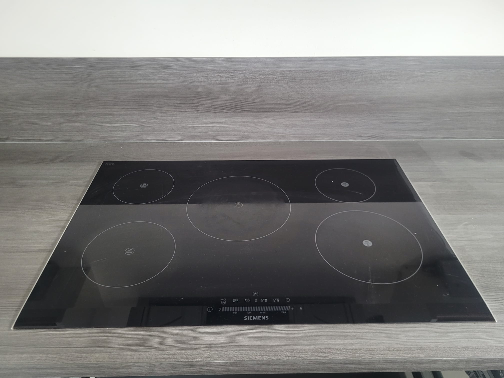 01486 - Moderne schiereiland keuken
