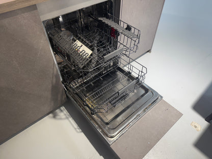 02374 - Grijze Nobilia keuken