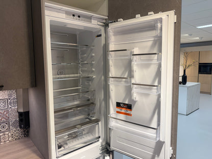 02374 - Grijze Nobilia keuken