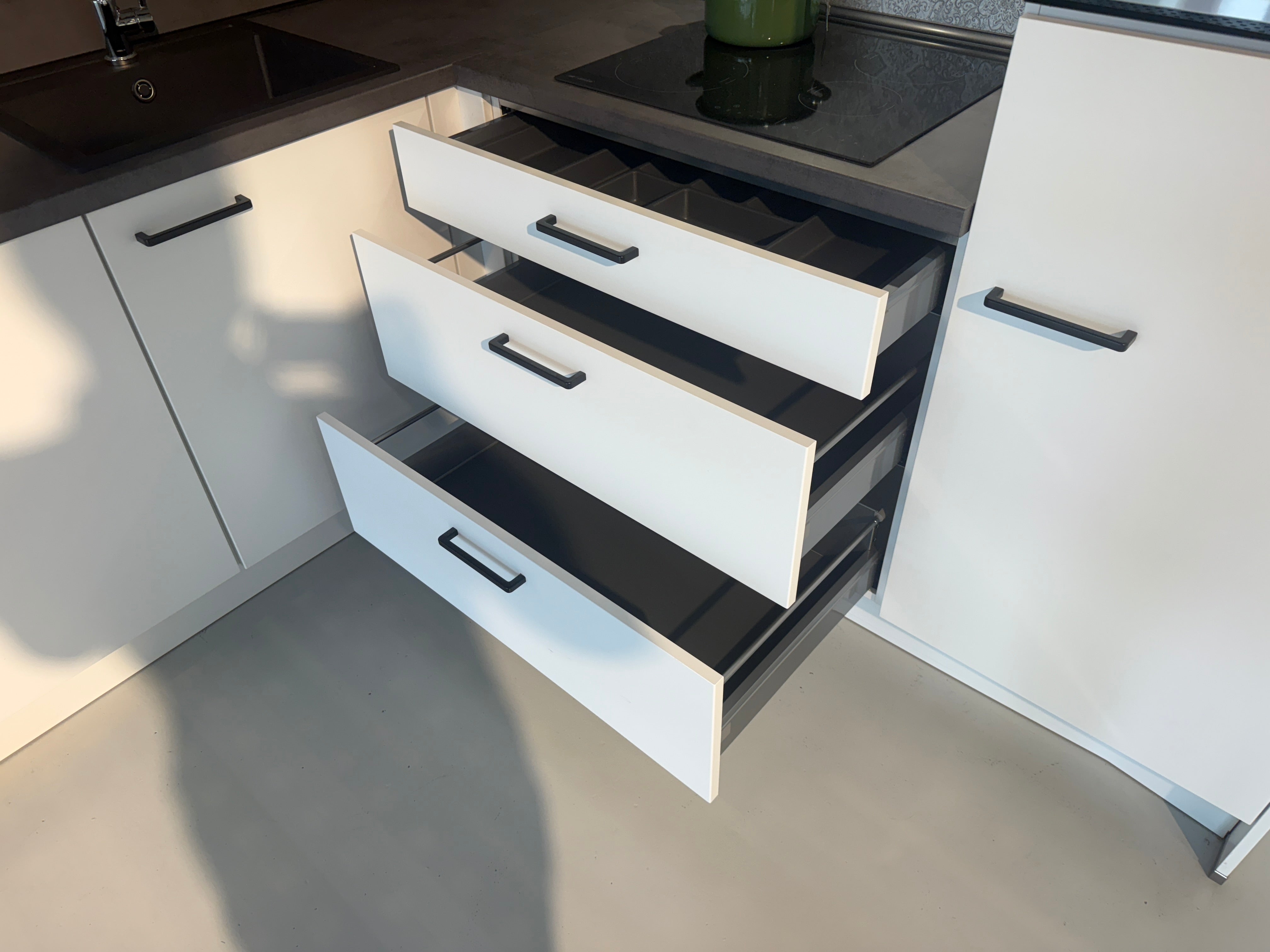 02386 - Witte hoekkeuken