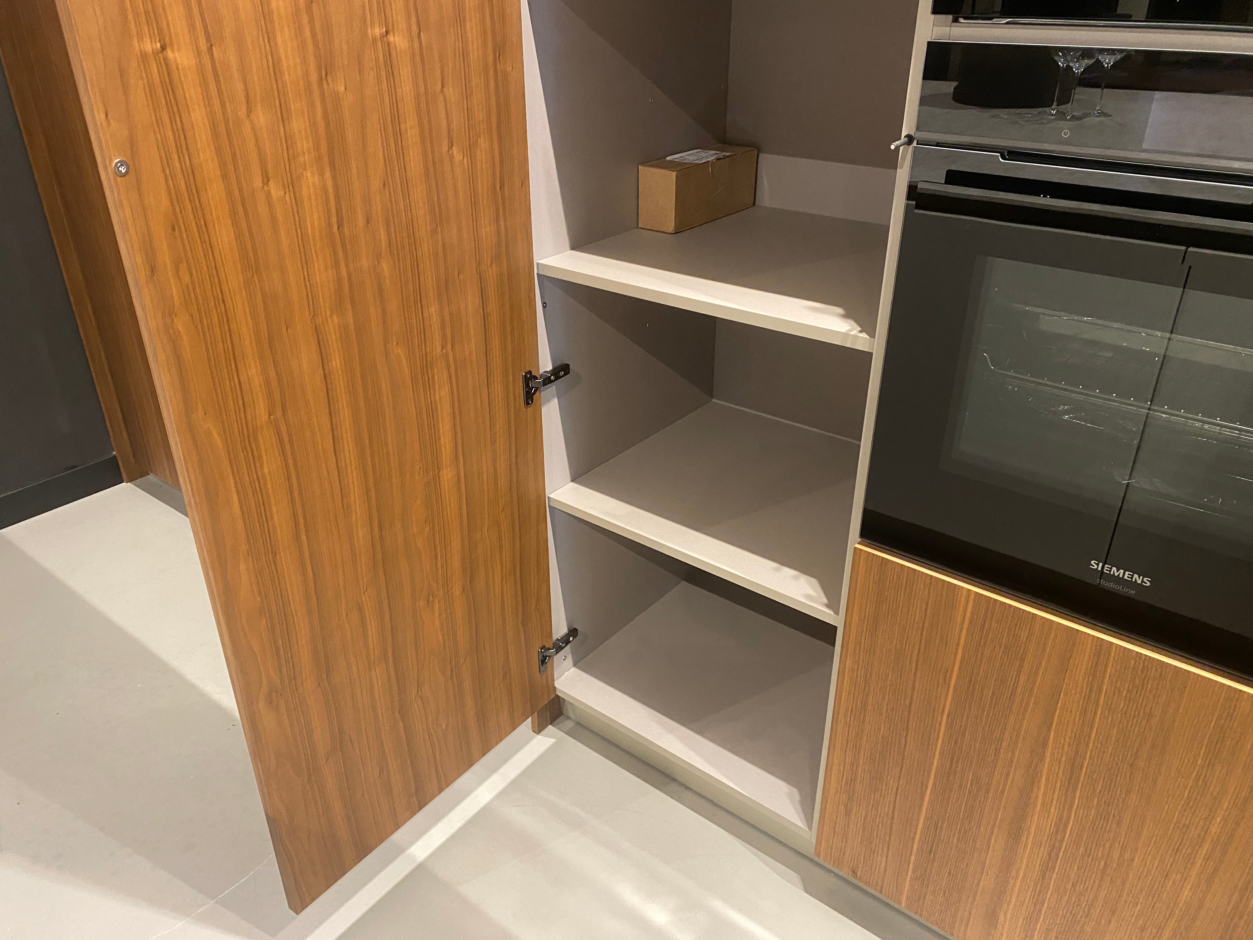 02448 - Eiken fineer eilandkeuken