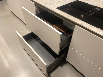 02448 - Eiken fineer eilandkeuken