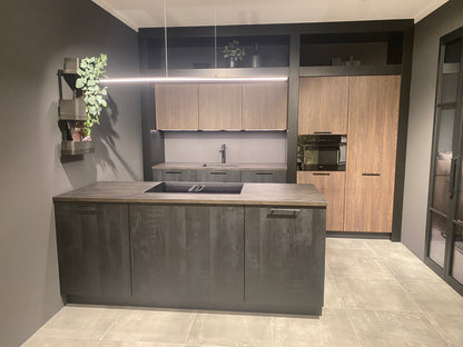 02510 - Moderne Rotpunkt keuken