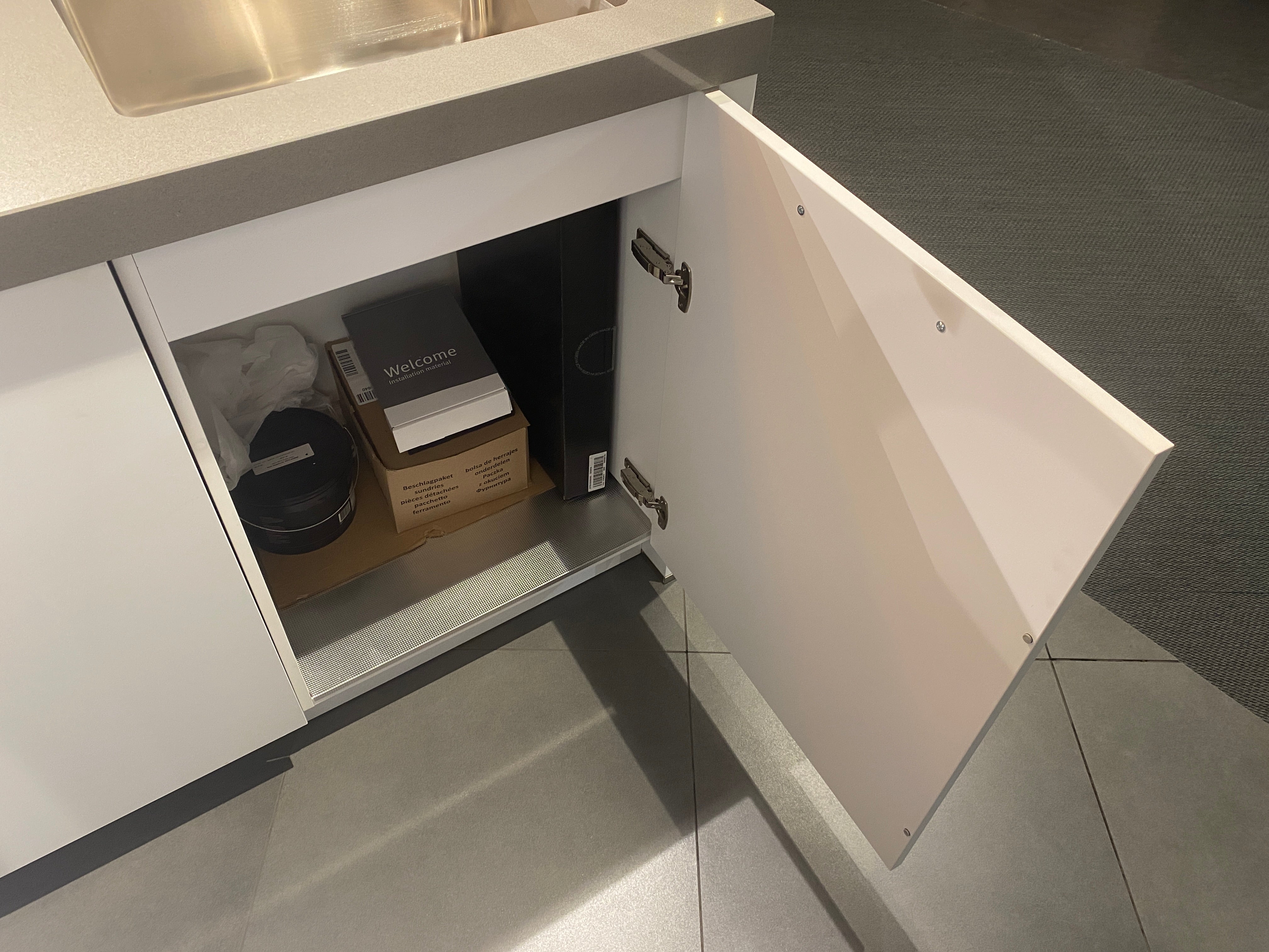 02516 - Häcker systemat eilandkeuken