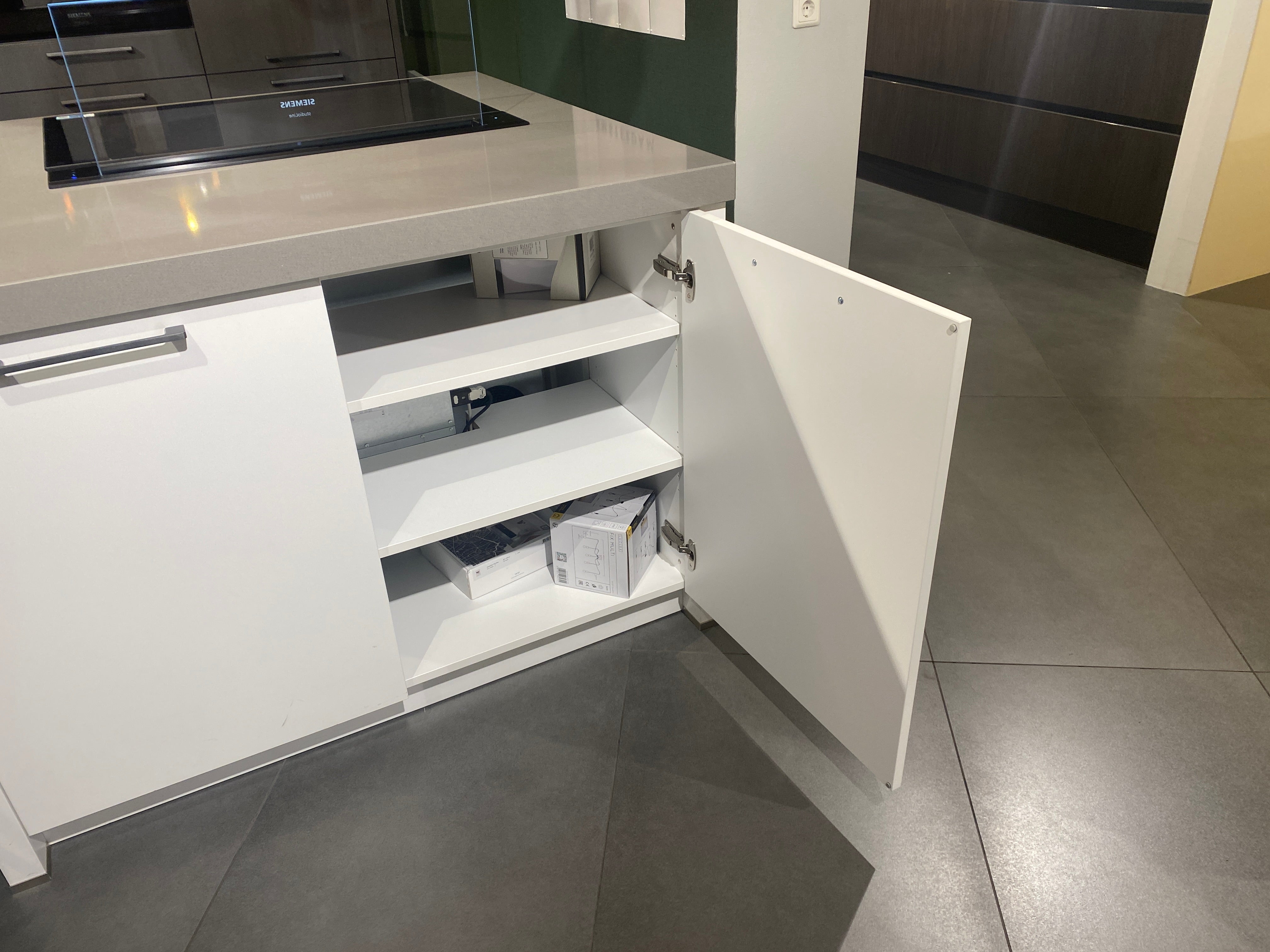 02516 - Häcker systemat eilandkeuken