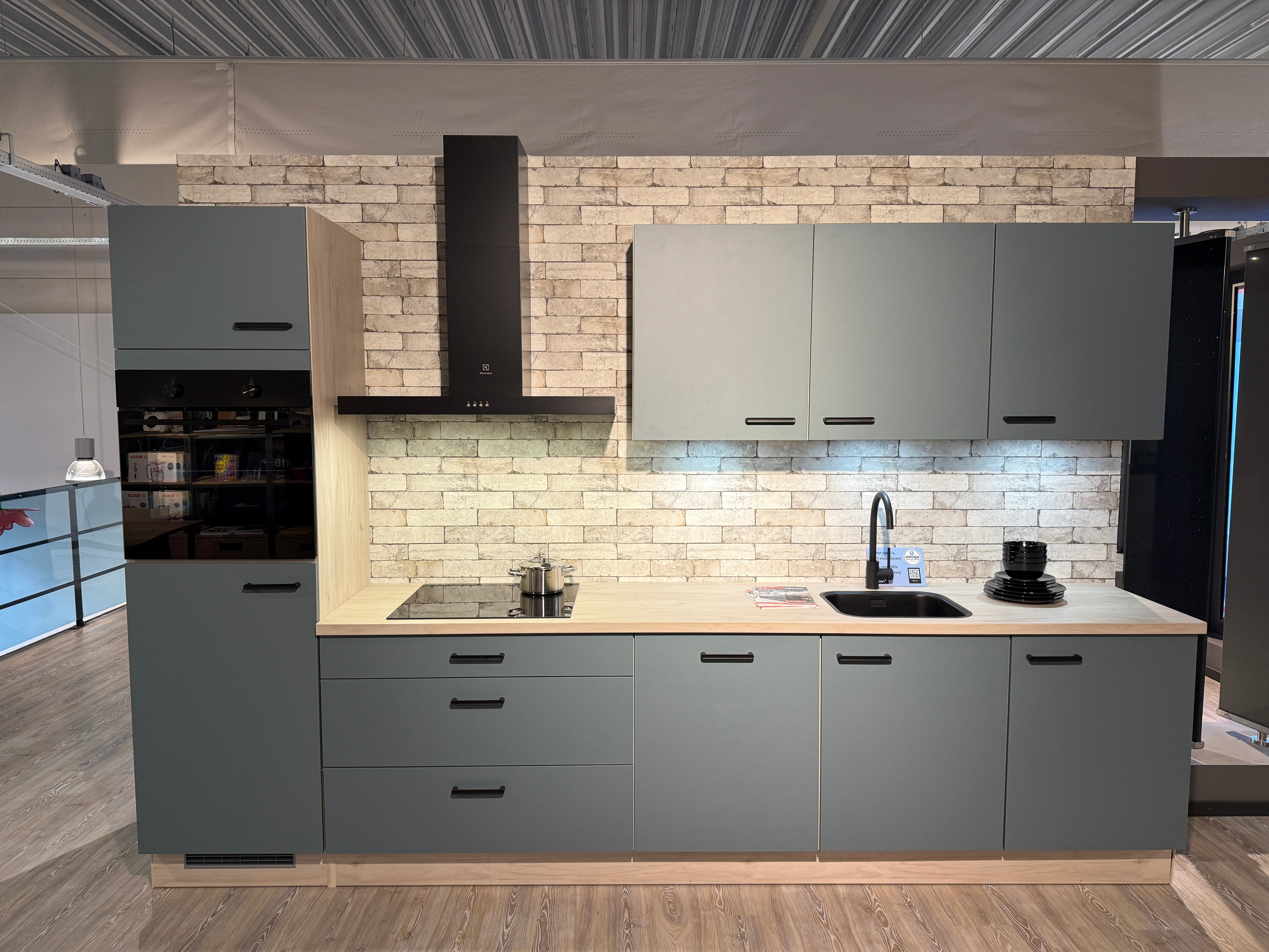 02592 - Impuls recht grijze keuken