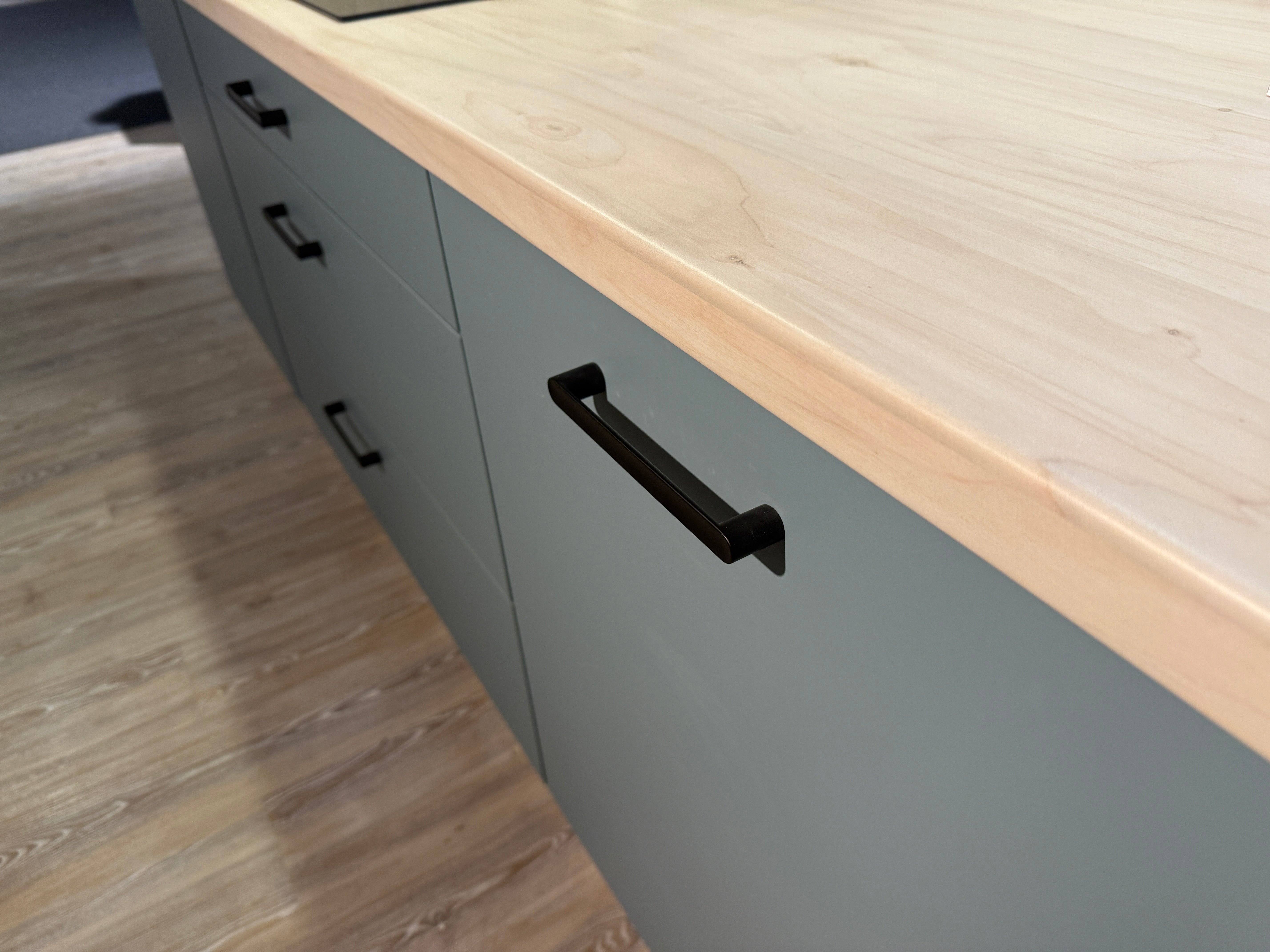 02592 - Impuls recht grijze keuken