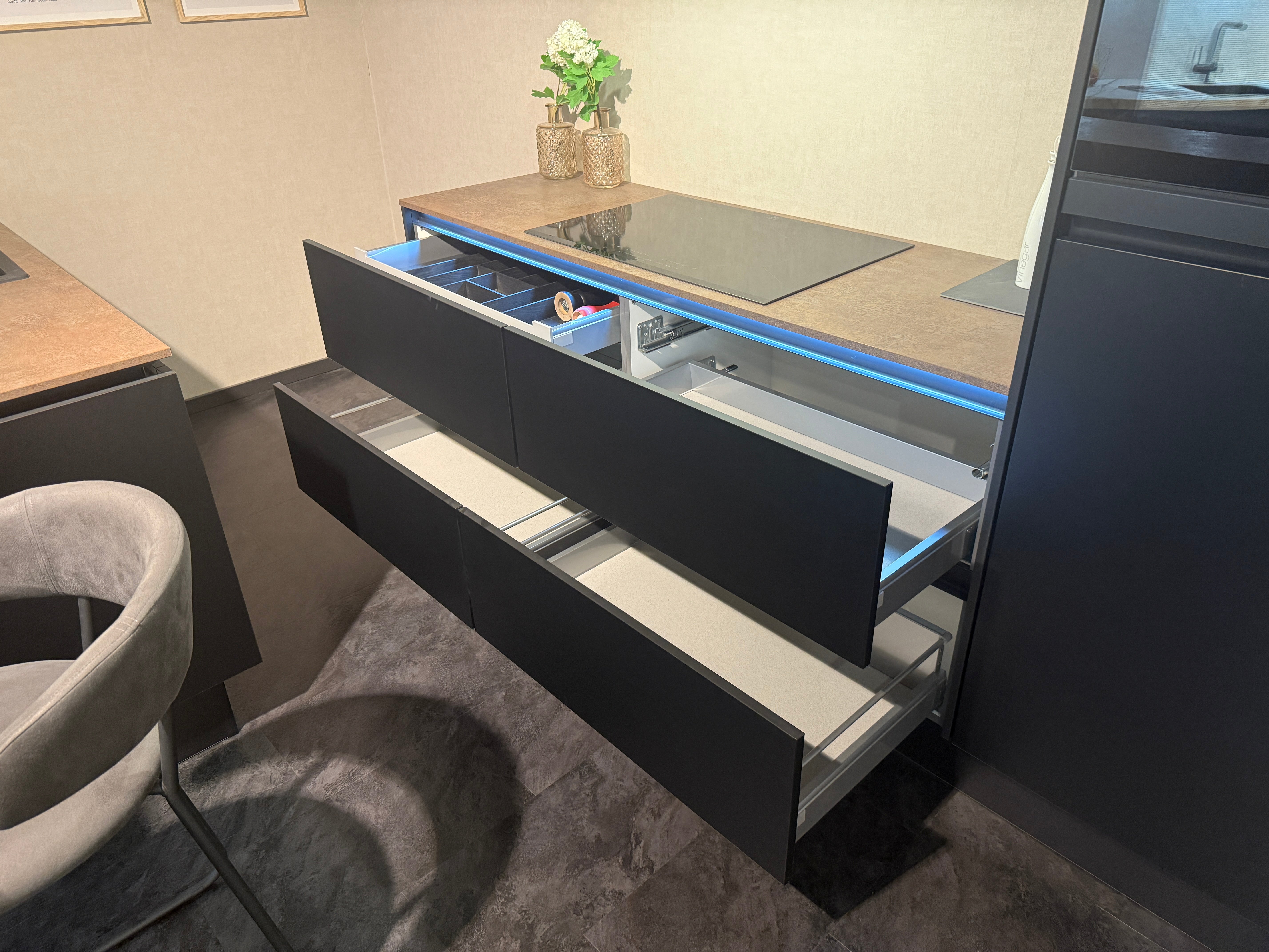 02658 - Nobilia moderne eilandkeuken