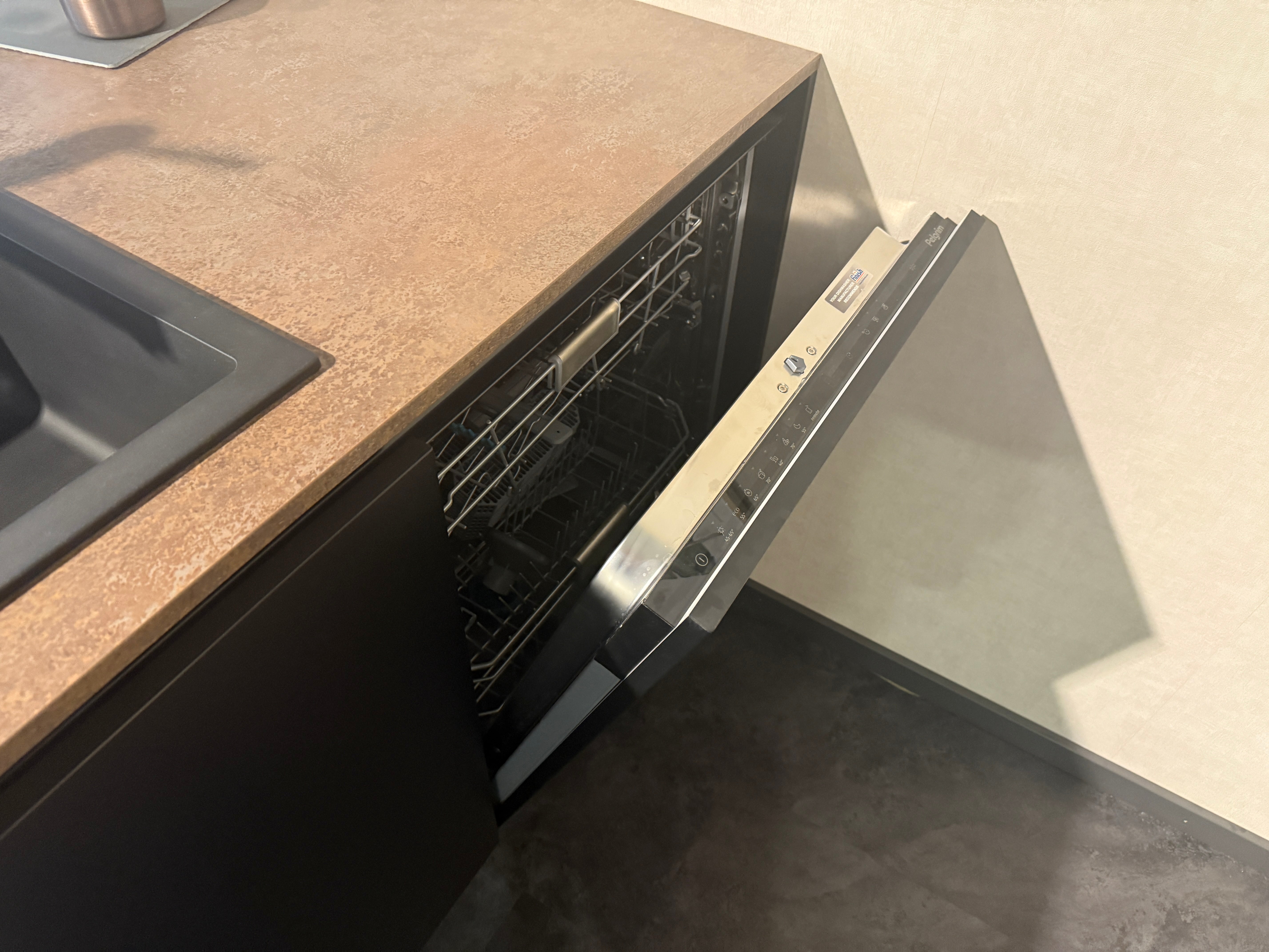 02658 - Nobilia moderne eilandkeuken