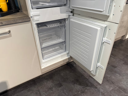 02556 - Hoogglans witte hoekkeuken