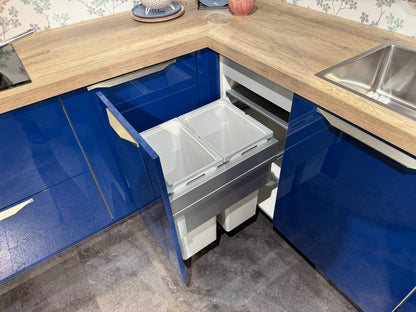 02558 - Nachtblauwe hoekkeuken