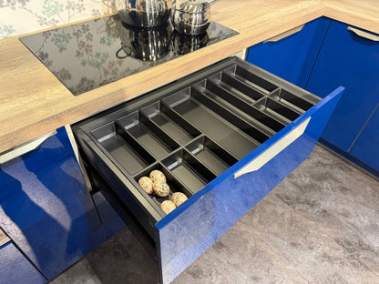 02558 - Nachtblauwe hoekkeuken