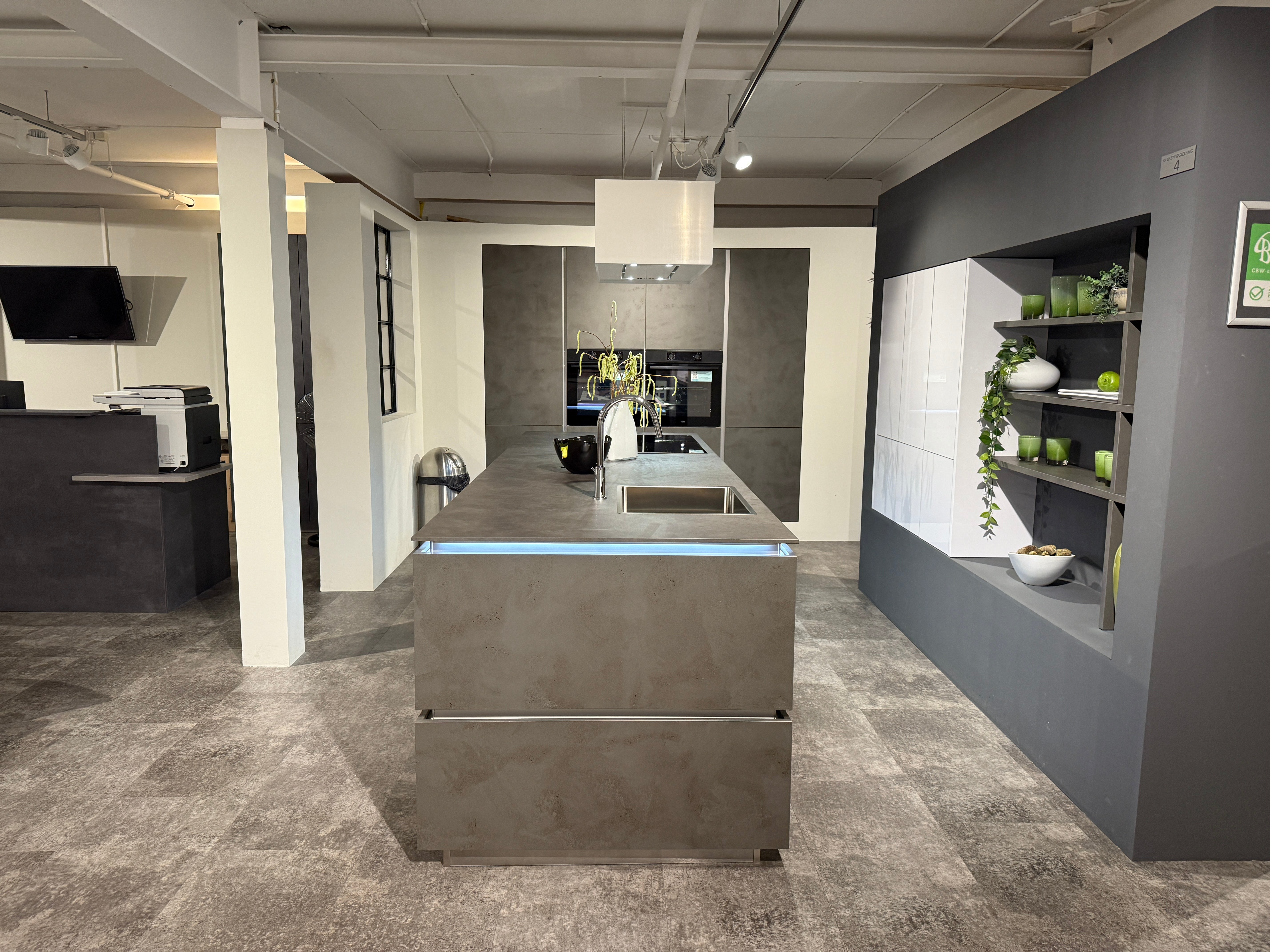 02578 - Moderne betonlook eilandkeuken