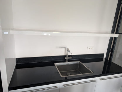 02098 - Moderne eilandkeuken