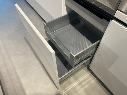 02642 - Moderne hoogglans lak alpine witte keuken