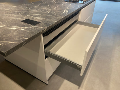 02642 - Moderne hoogglans lak alpine witte keuken