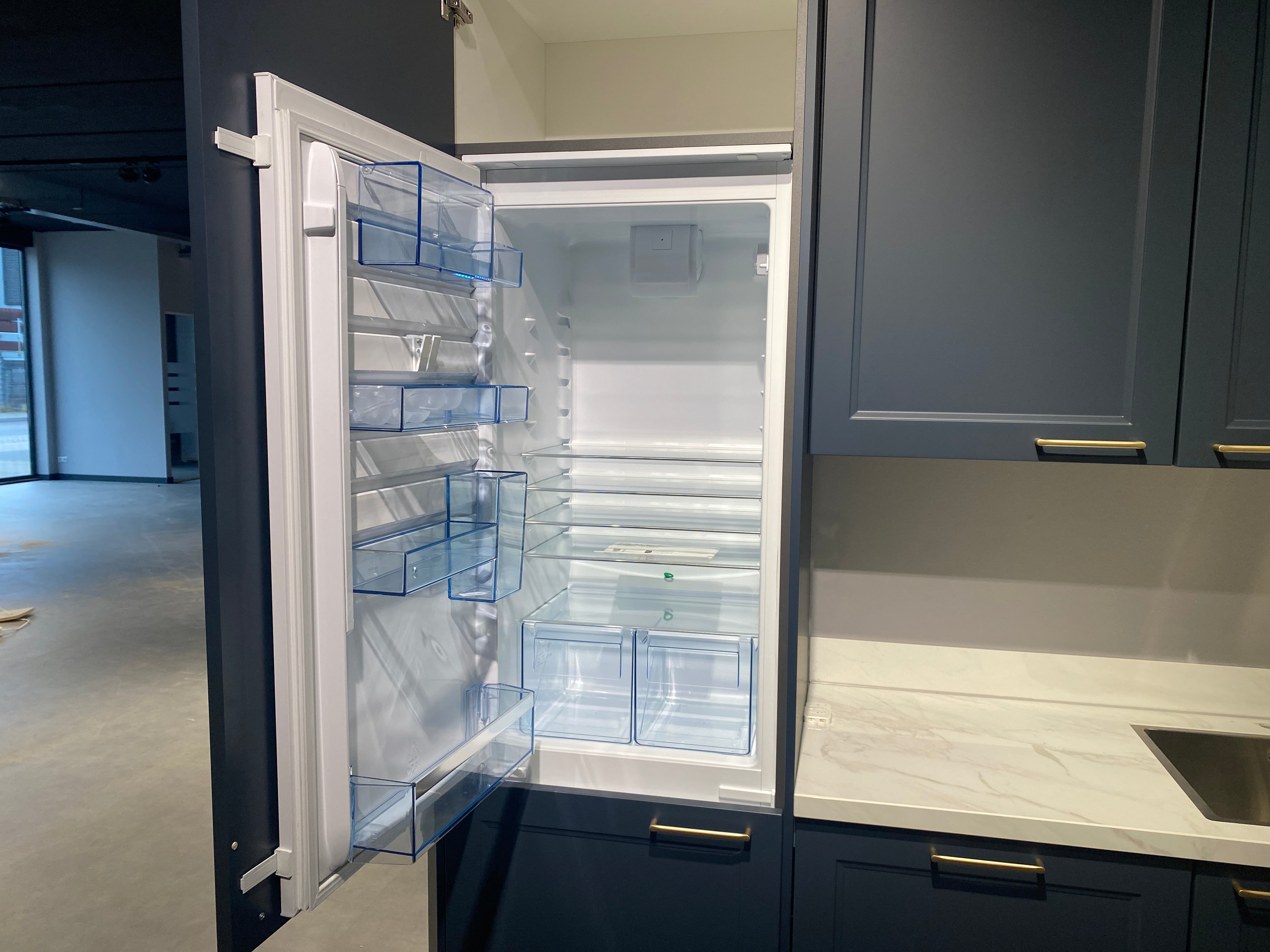 02644 - Blauw klassieke hoekkeuken